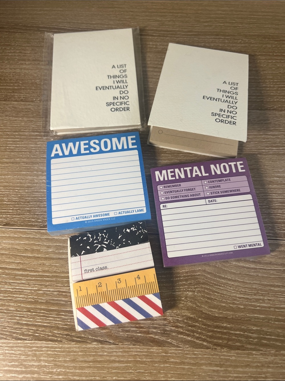 2 Sticky Pad, 2 Checklist/To-Do Lists Pads, 1 sticky book marks (Lot of 5)